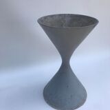 Diabolo pot design Anton Bee, assisted by Willy Guhl