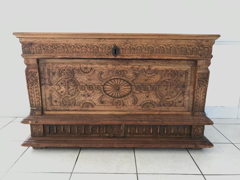 Antique Carved wooden chest with plant motif Renaissance period