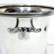 Seau à champagne en métal argenté, décor godrons