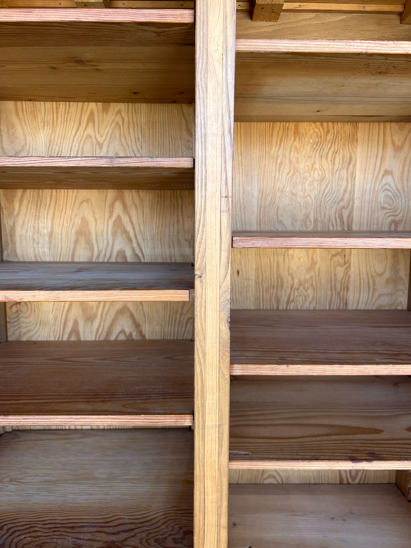 Sliding door wardrobe