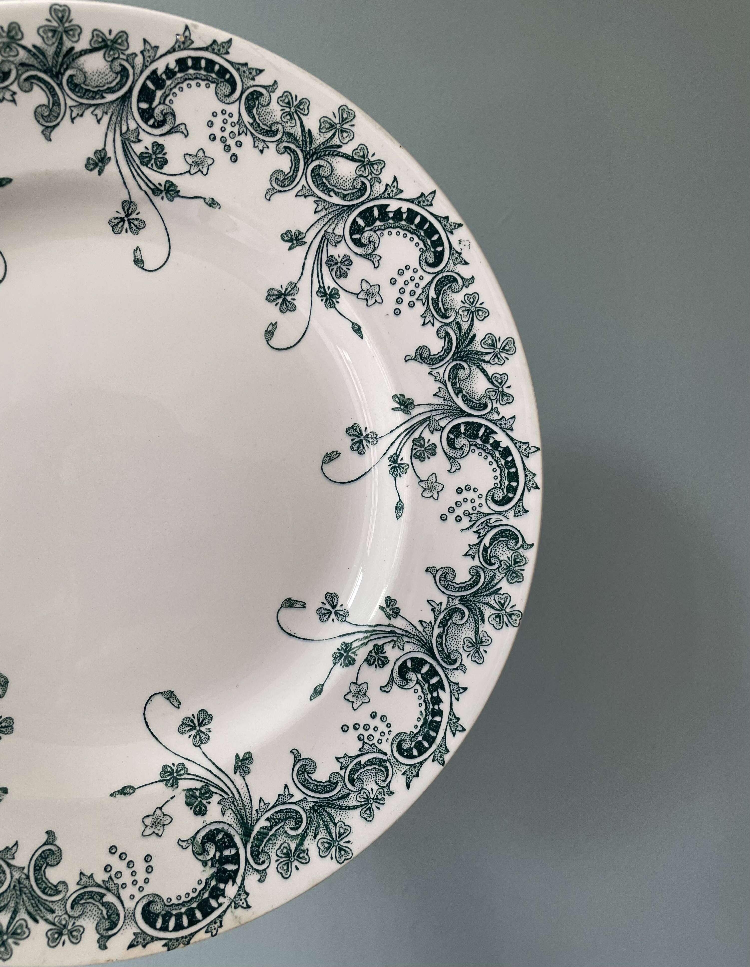 Set of 7 flat plates Terre de Fer St Amand and Hamage “Byzantine”