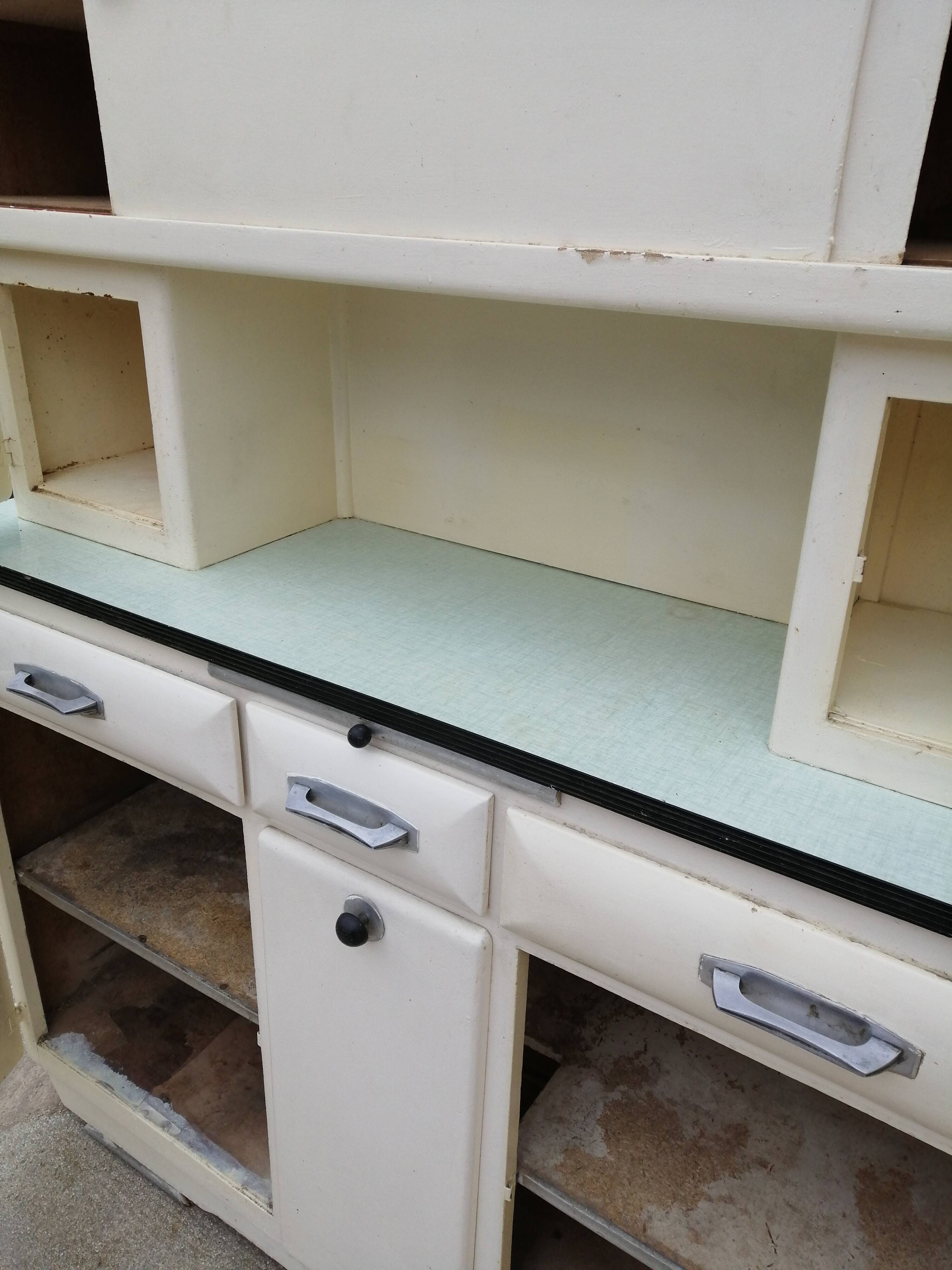Mado 50s style buffet