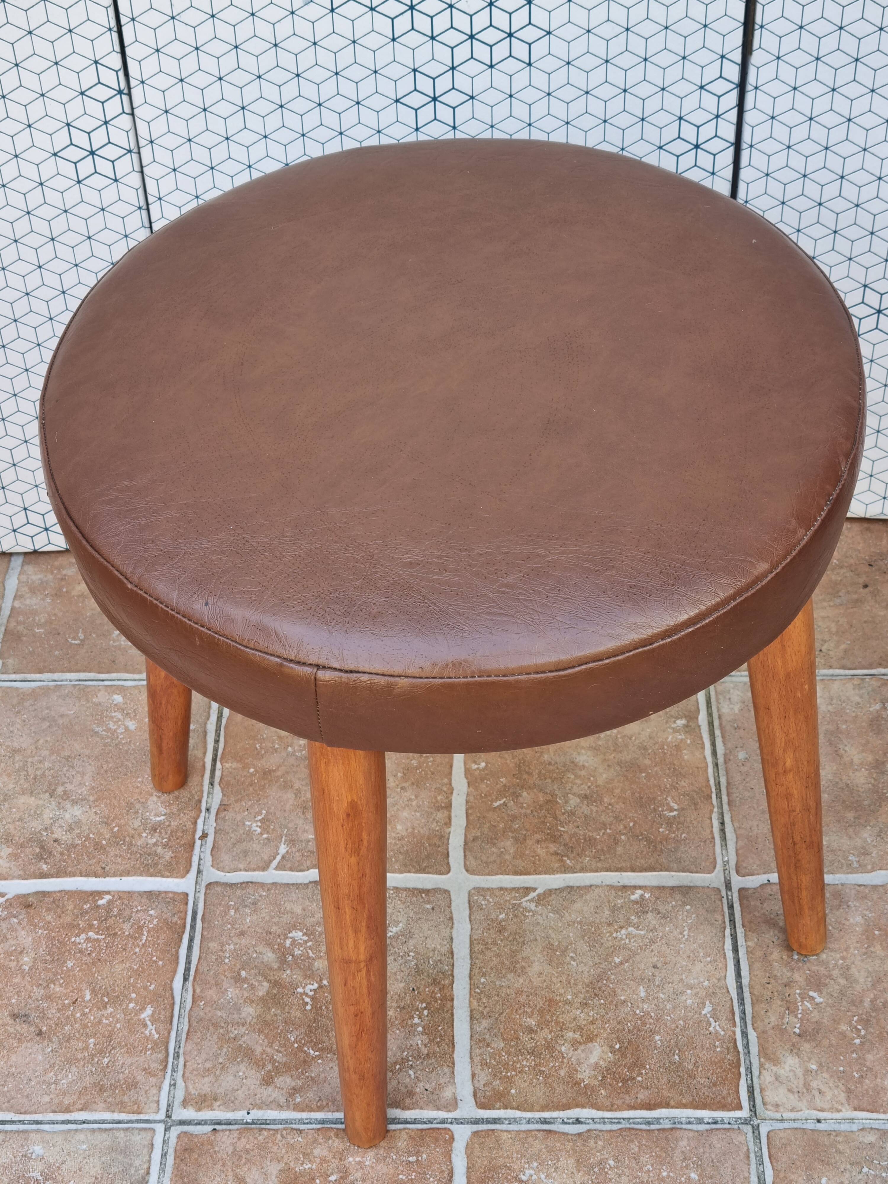 Vintage intra hamburg stool in skai, spring seat, 43 cm, 1950s