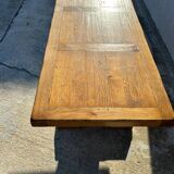 Farm table