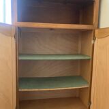 Wooden chest of drawers with 4 shelves