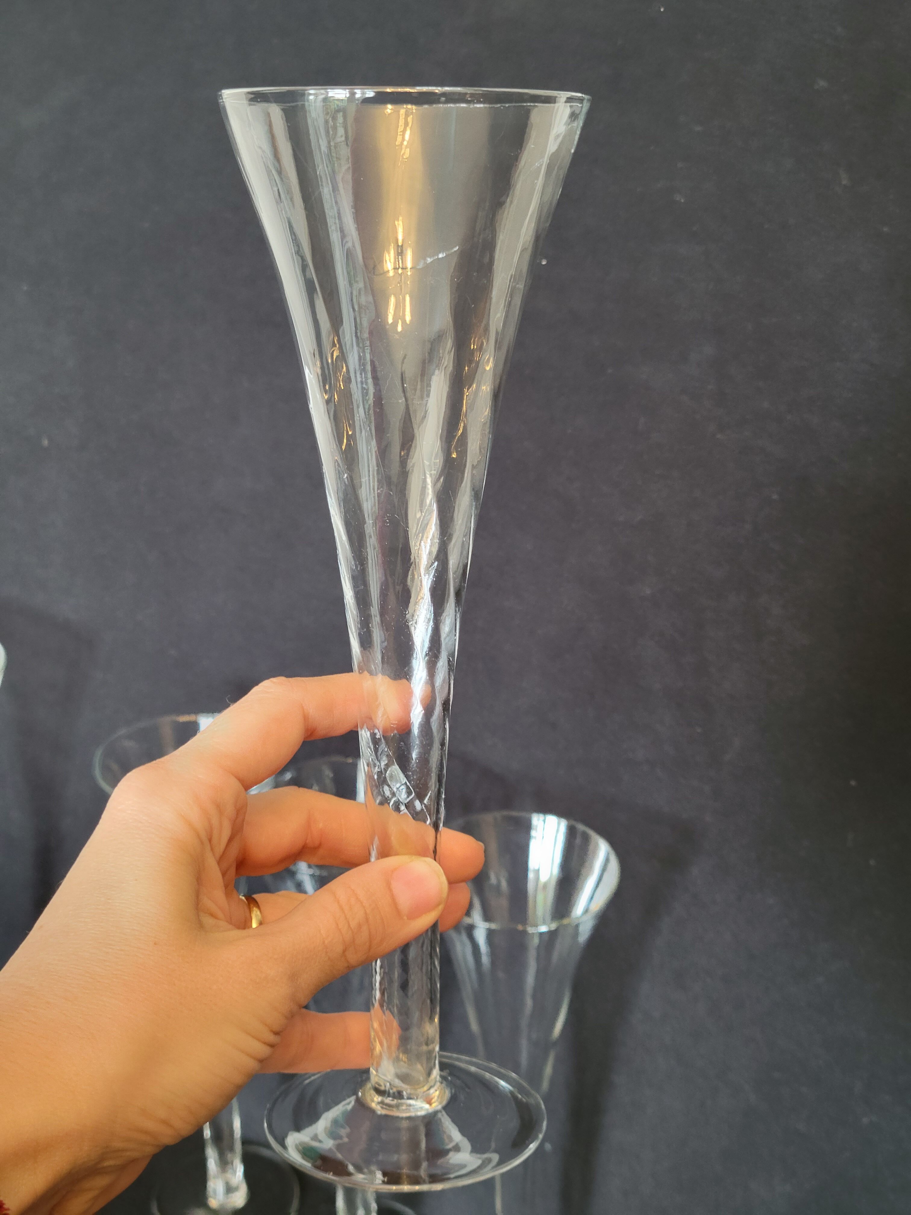 8 old champagne flutes evased blown glass model impossible