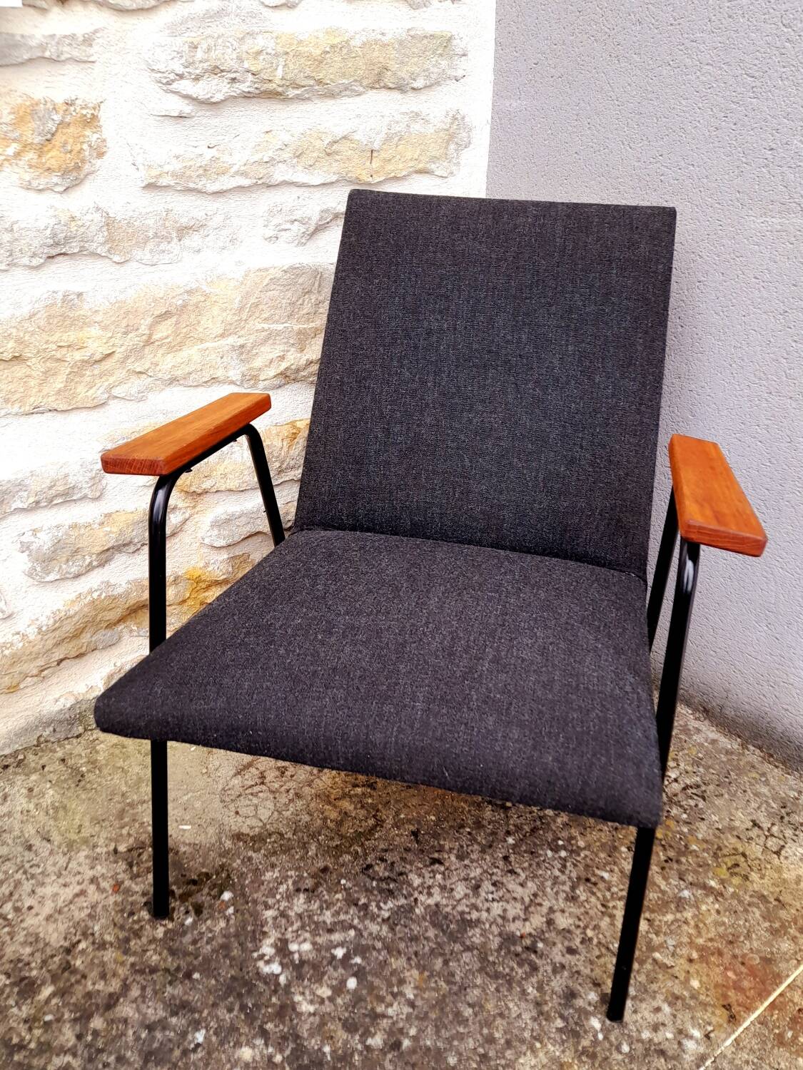 “Robert” armchair by Pierre Guariche.