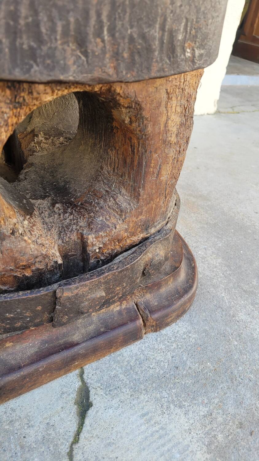 Old wooden press screw column 19th rustic folk art in oak