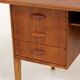 Bureau danois en teck, années 1960.