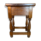 Meuble d'appoint, chevet coffre ancien en chêne massif