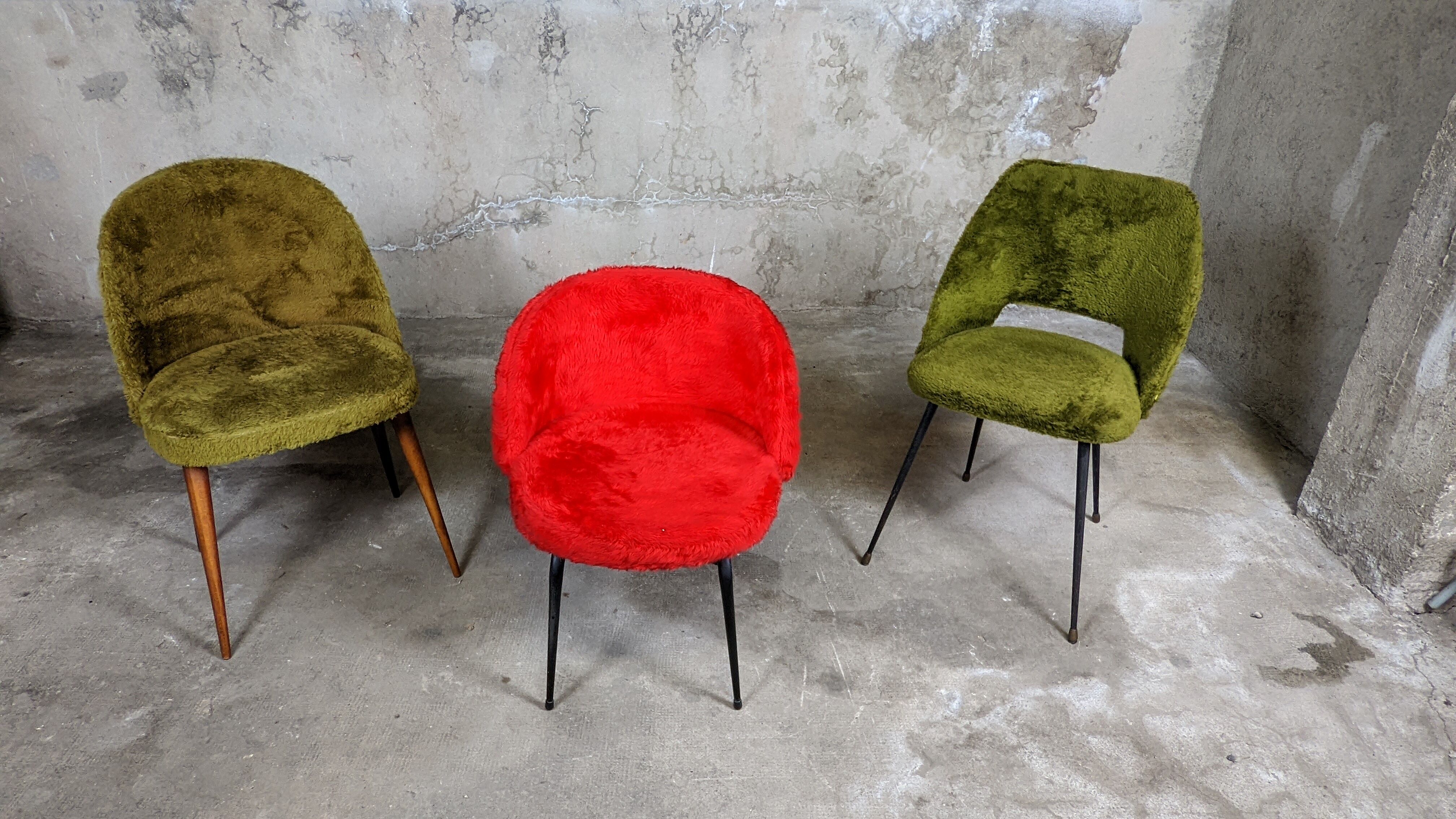 Vintage moumoute chair set