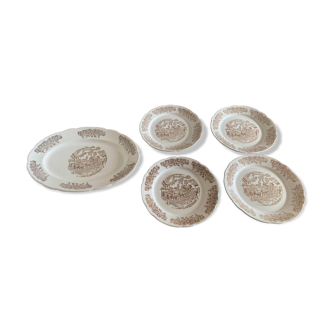 Lot de quatre assiettes plates et un plat