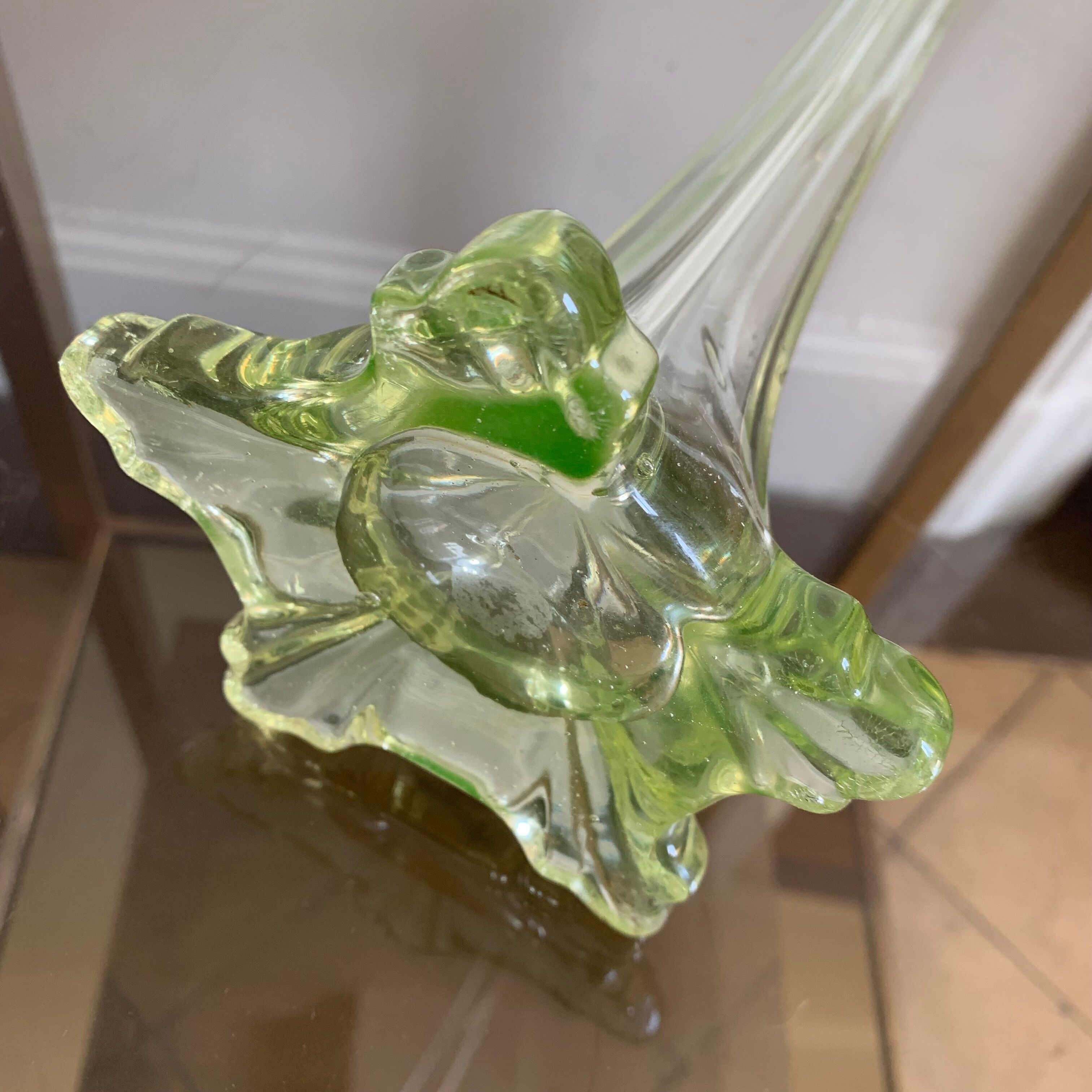 Vase soliflore à l'urane