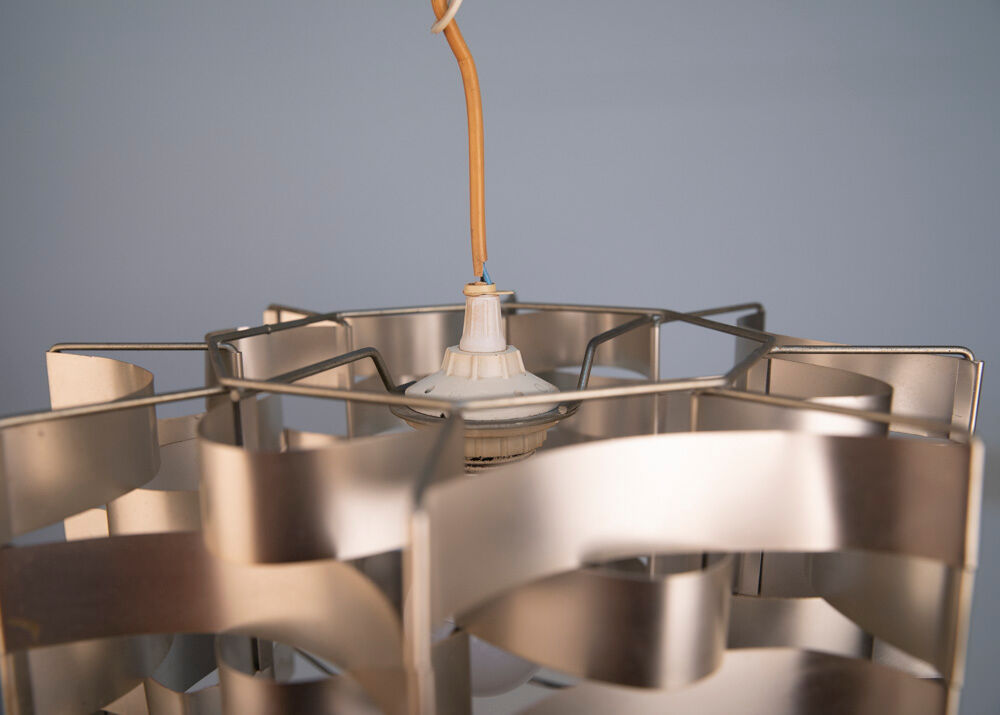 Max Sauze metal suspension