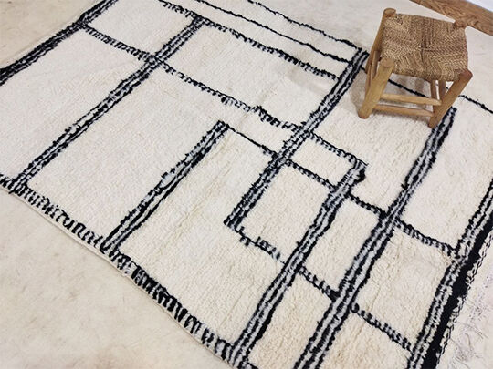 Handmade moroccan berber carpet 213 x 147 cm