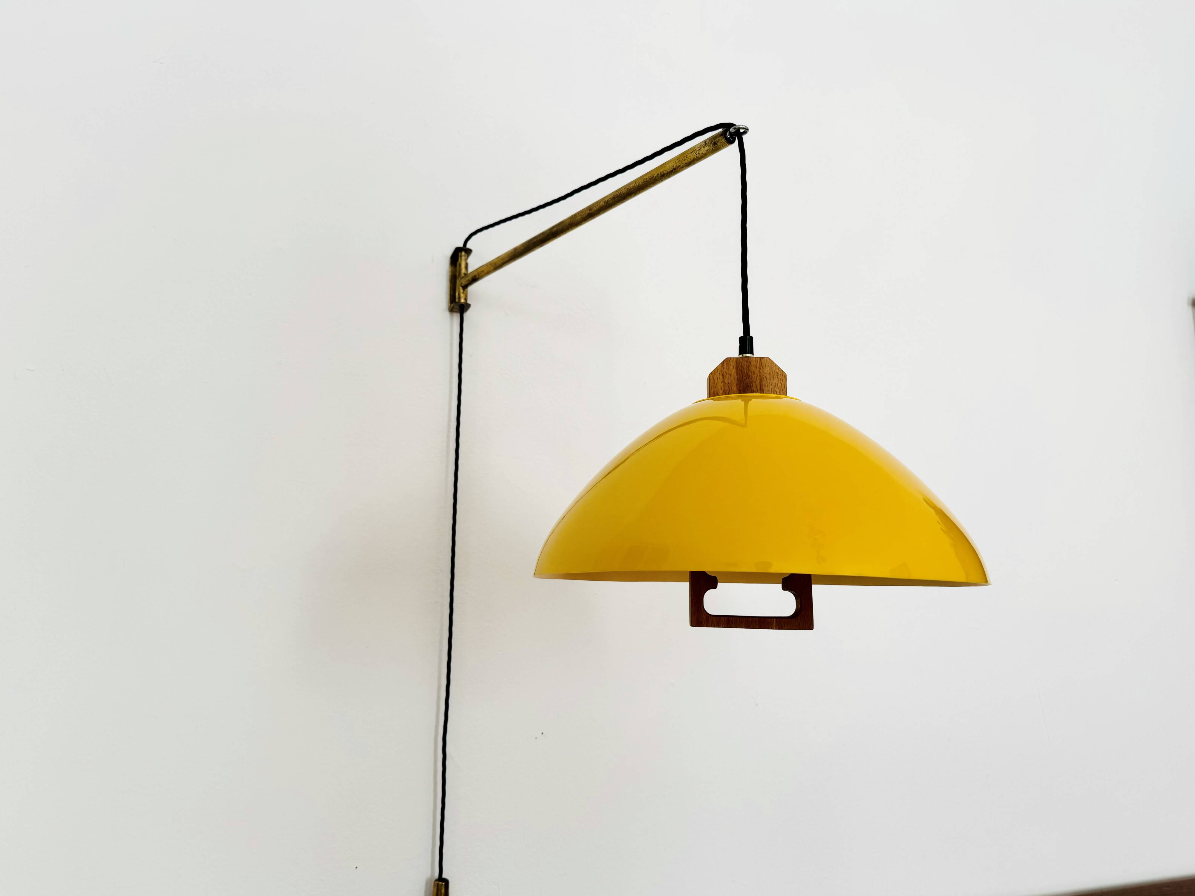 Large Adjustable Brass Wall Lamp