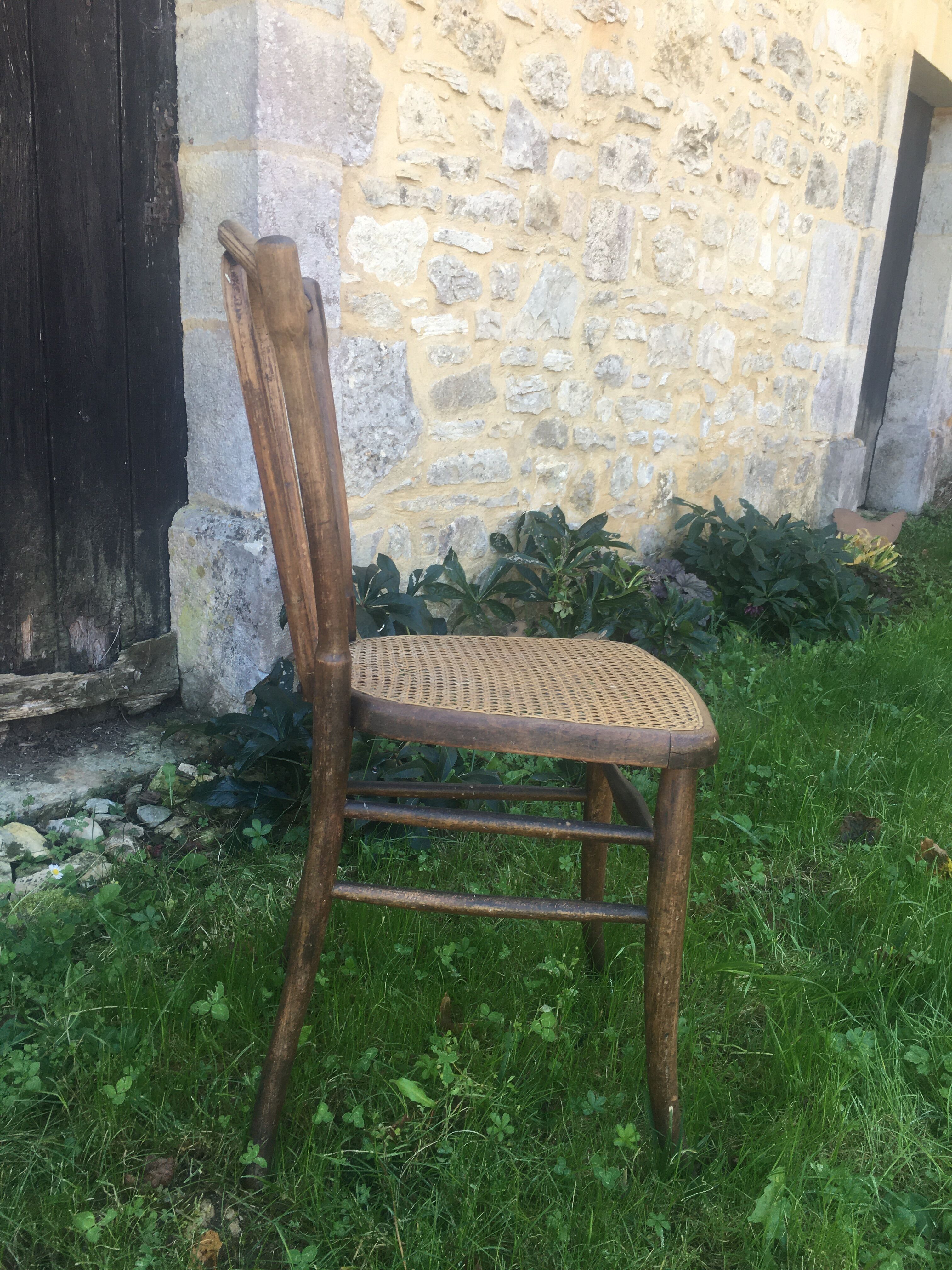 Bistro chair cannée