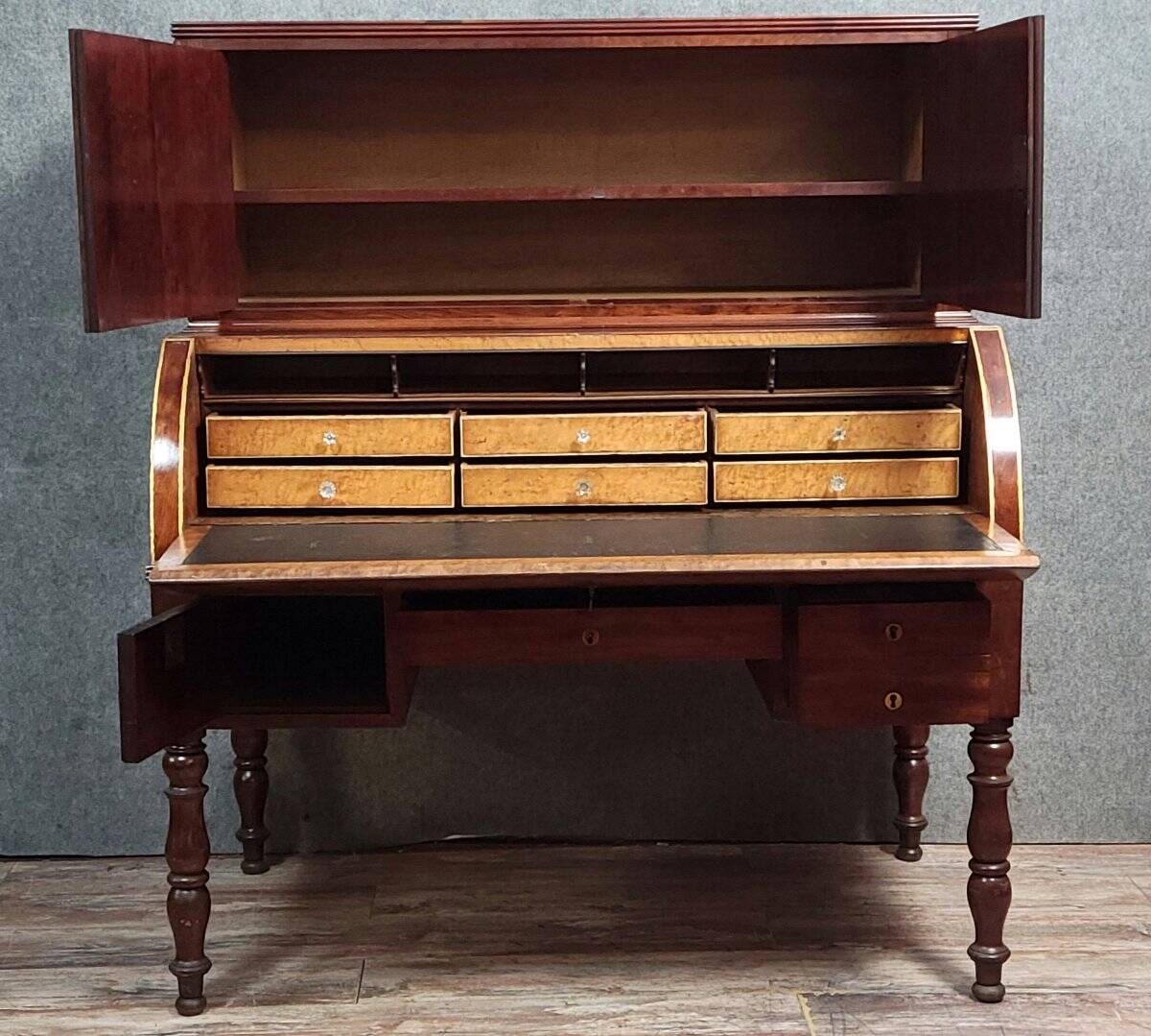 Parisian roll-top desk from the Charles X period in mottled mahogany