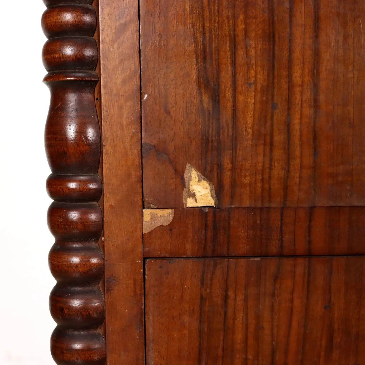 Commode ancienne Louis-Philippe en noyer XIXe siècle