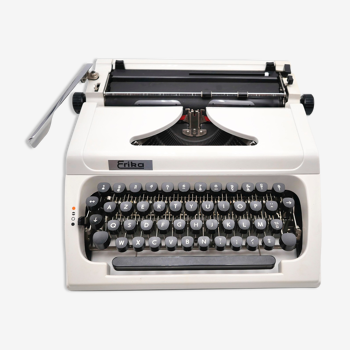 Machine à écrire Erika 150 Blanche collector révisée ruban neuf
