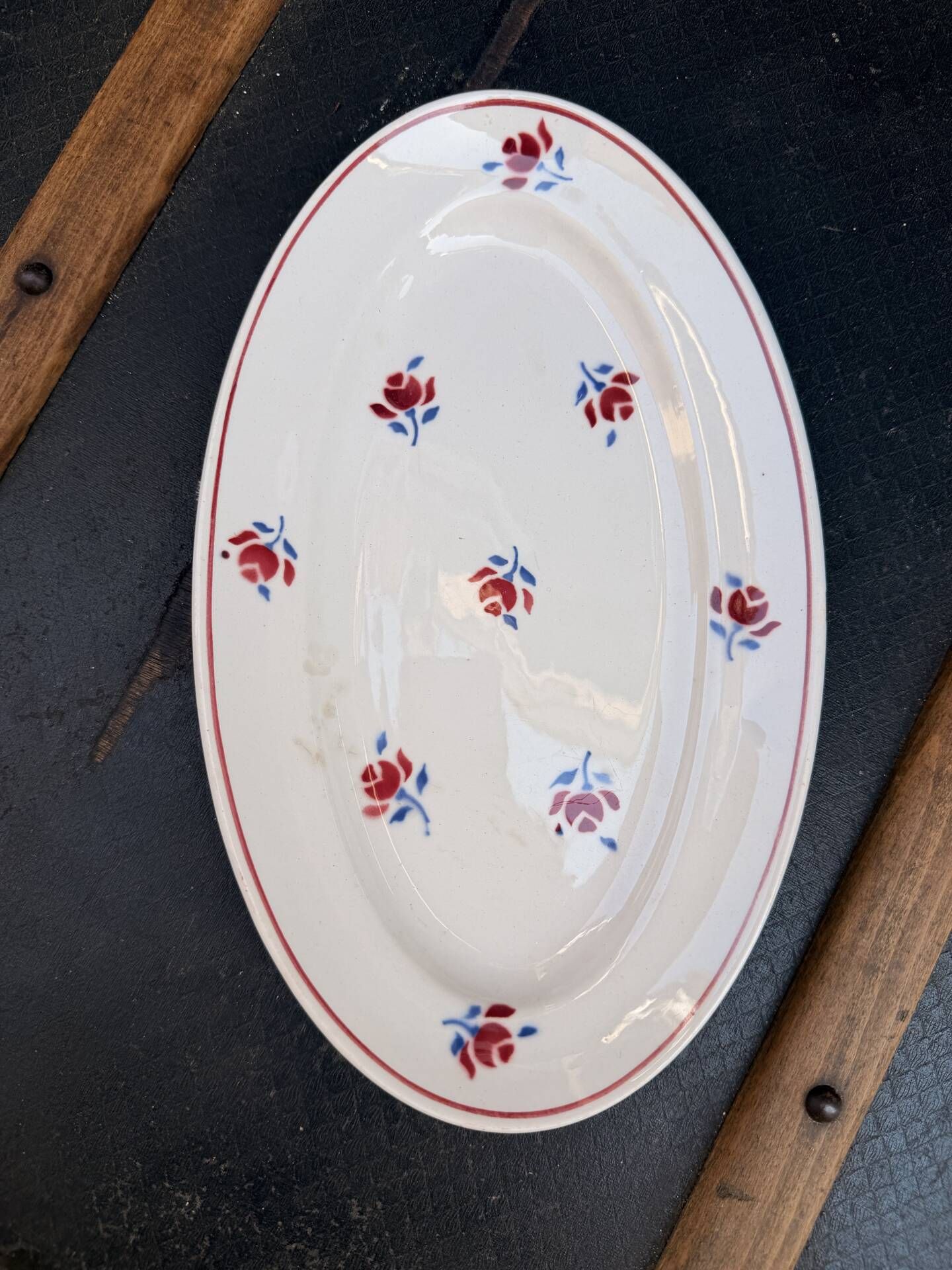Old oval plate
