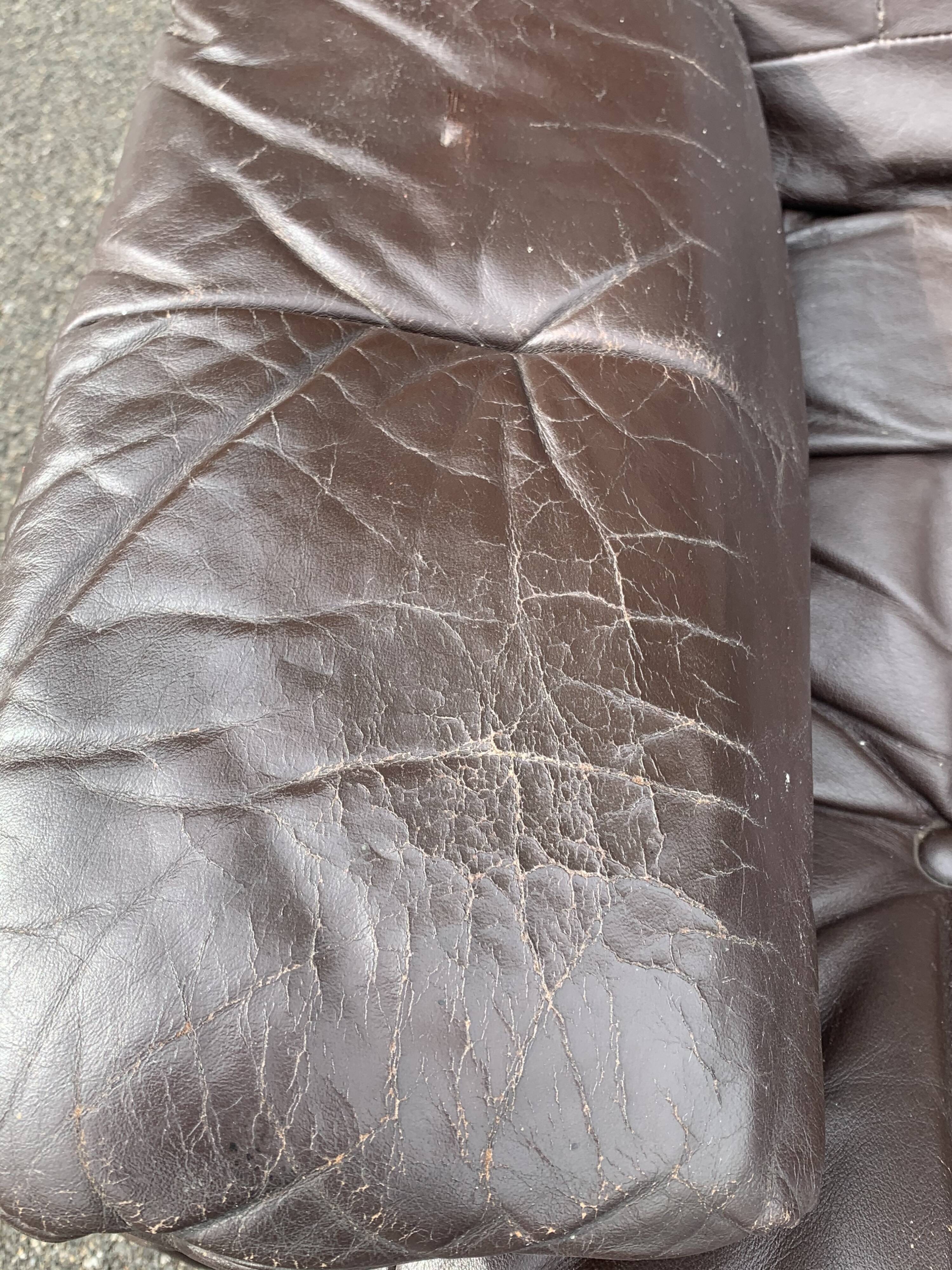 Pair of armchairs and ottoman leather Marsala by Michel Ducaroy for Ligne Roset 1970