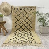 Handcrafted Moroccan Berber carpet 180 X 92 CM