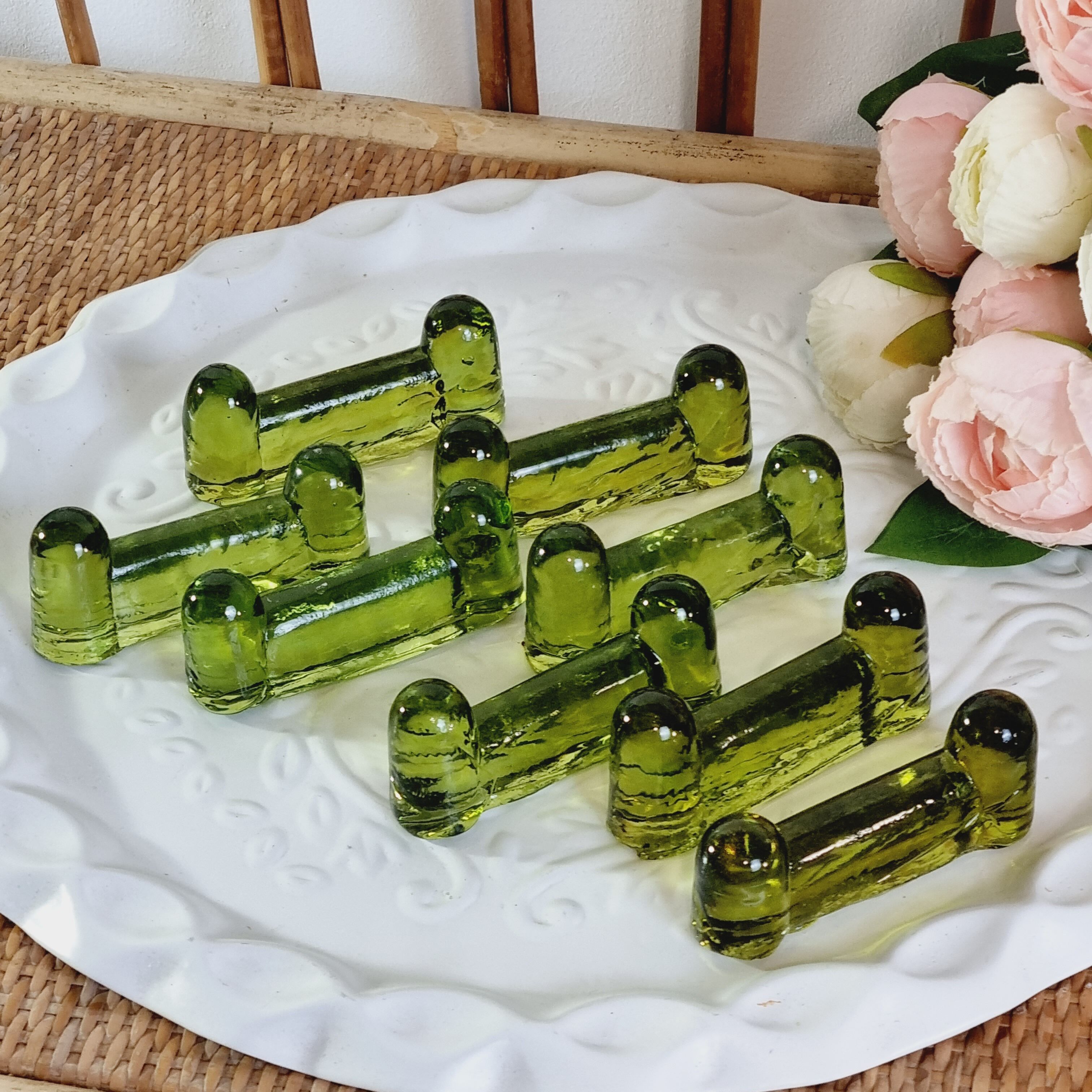 8 knife doors in green glass from BIOT