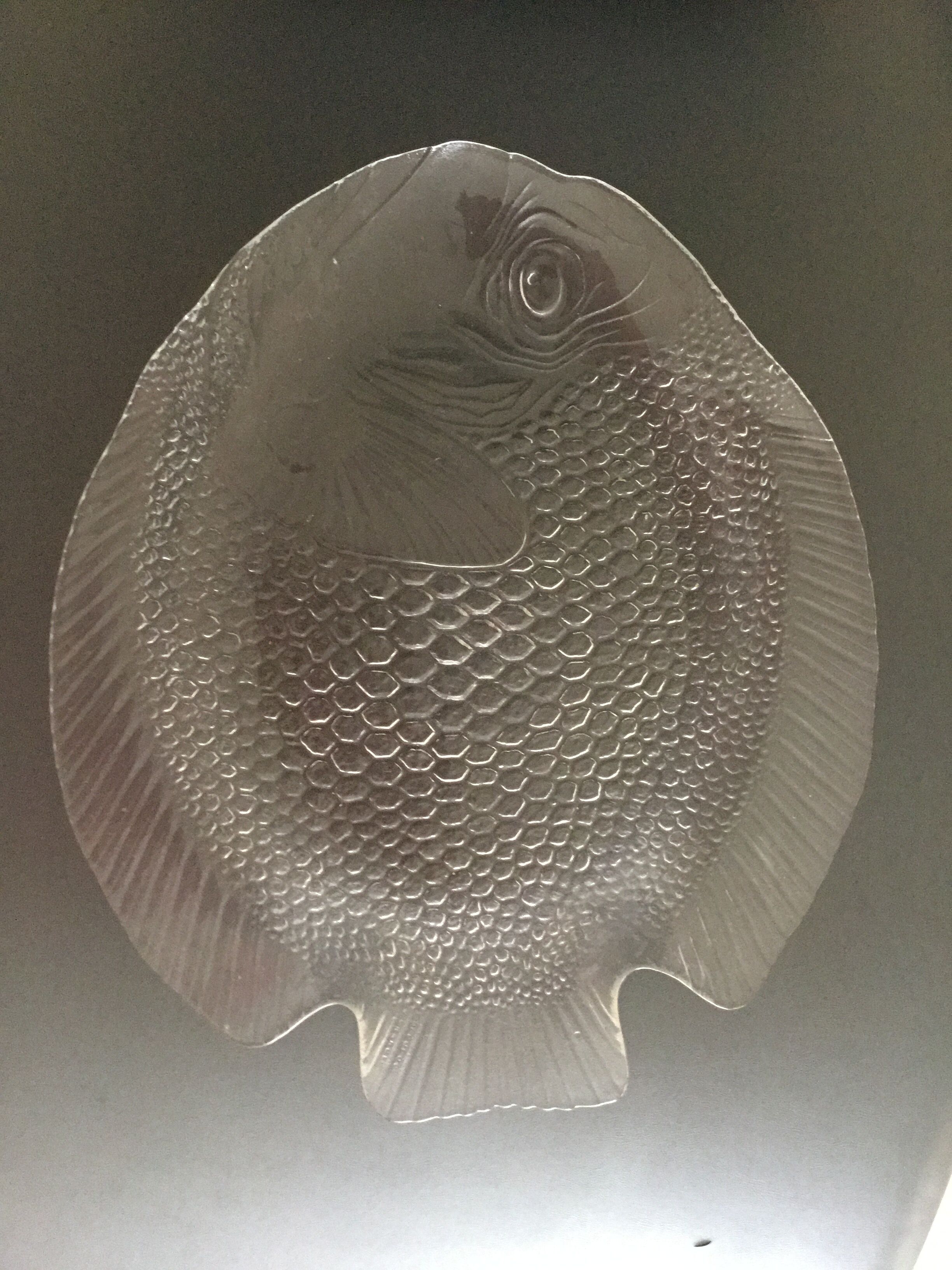 Fish and dish plates