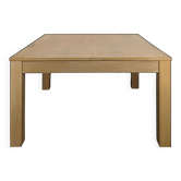 Grande table moderne carrée