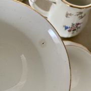 Antique tea set in Amandinoise porcelain