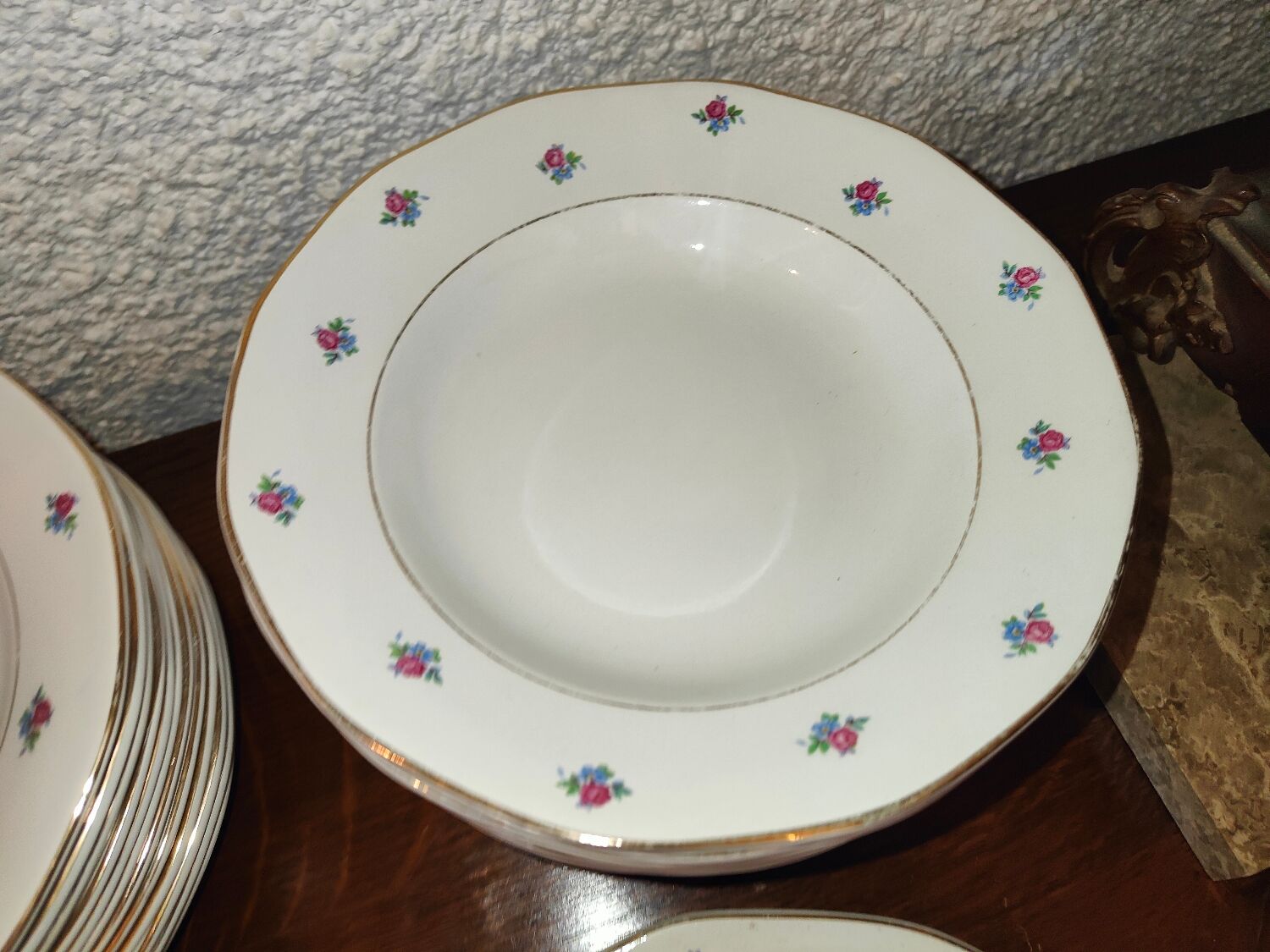 Old service 28 pieces porcelain KG Keller and Guérin Lunéville France decorated with flowers Rosita XIXth Century