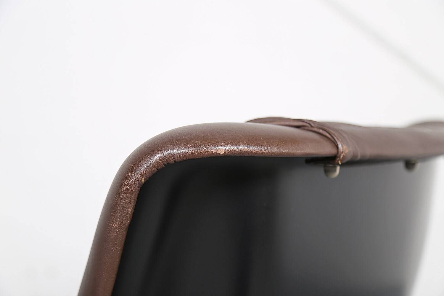 Lounge Chair No. 418 by Finnish Designer Yrjö Kukkapuro for Avarte