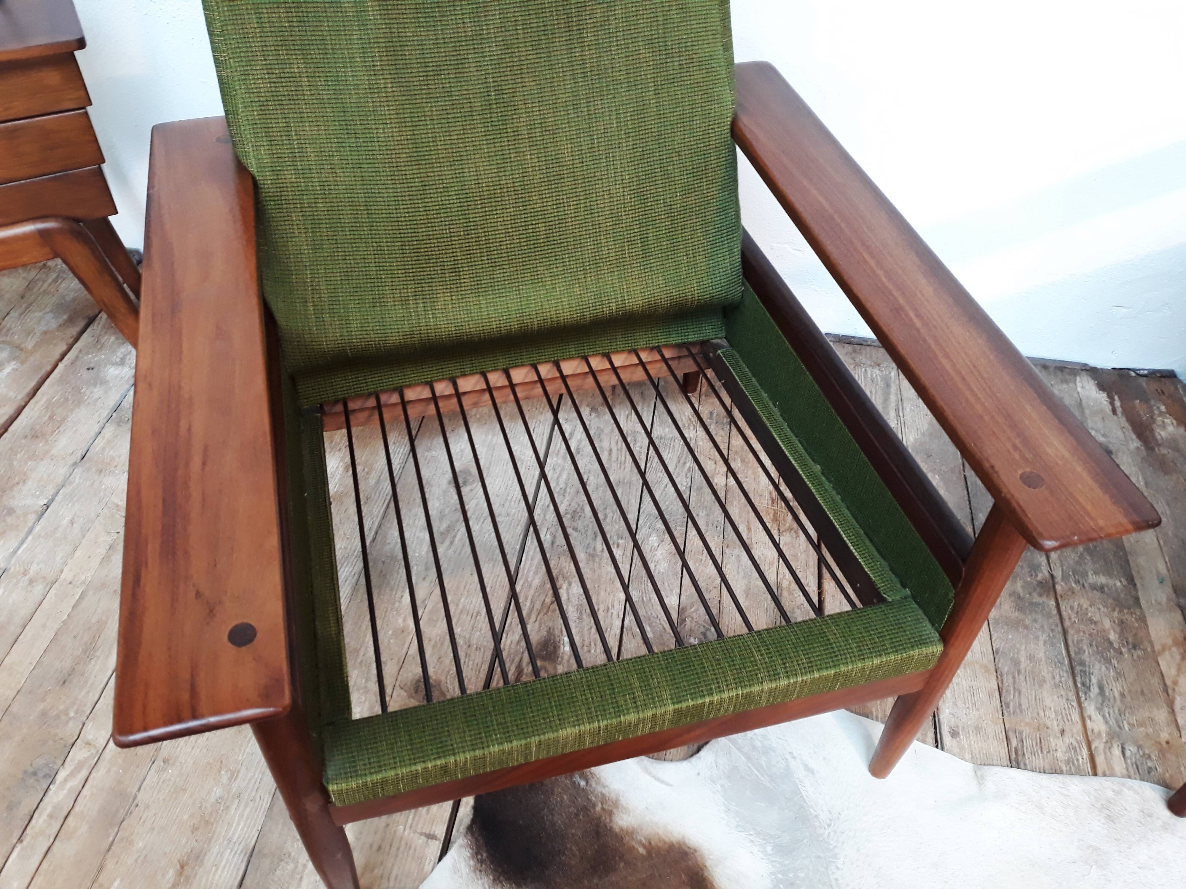 Pair of scandinavian chairs