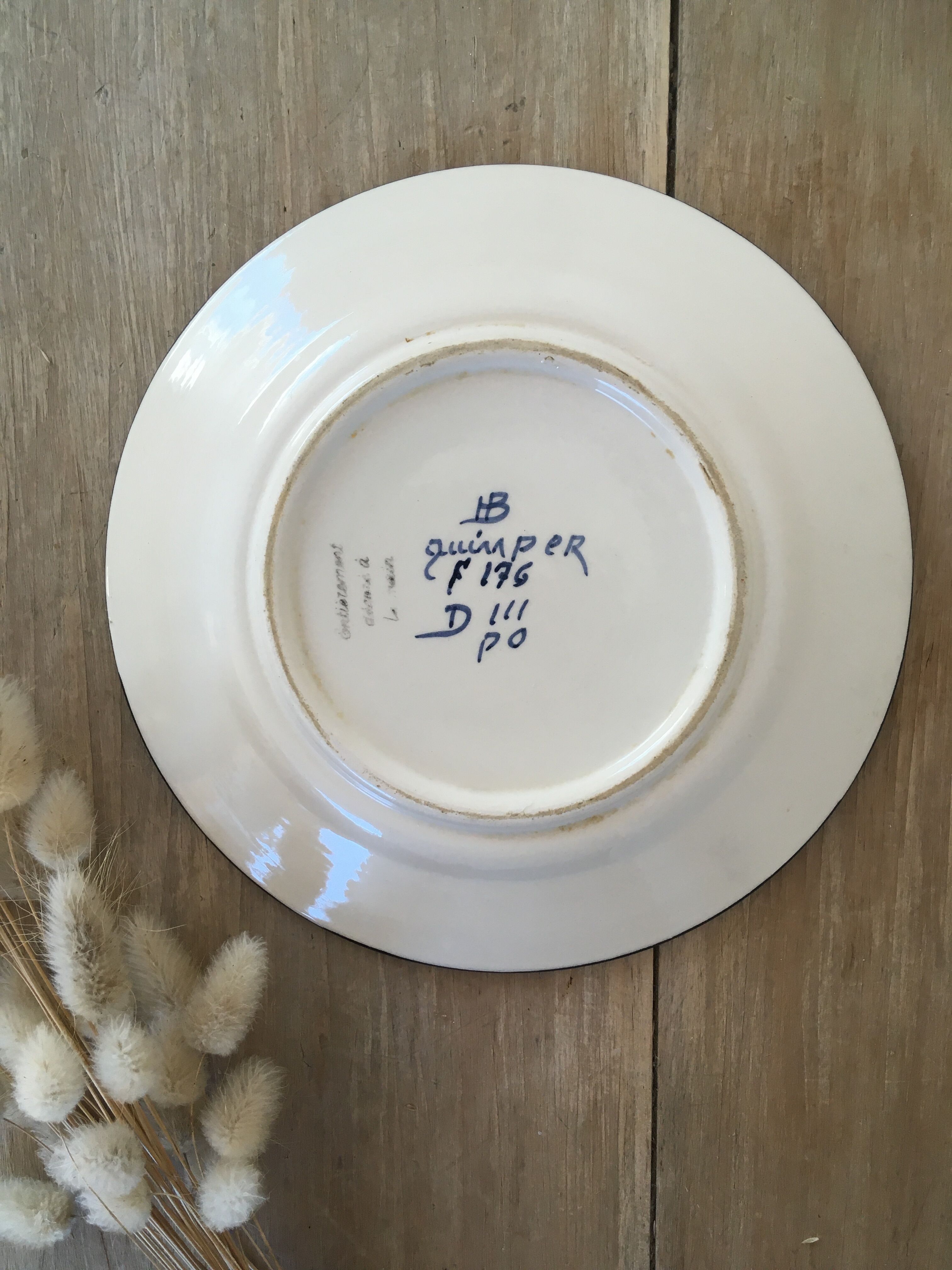 Yellow & black dessert plates Henriot Quimper