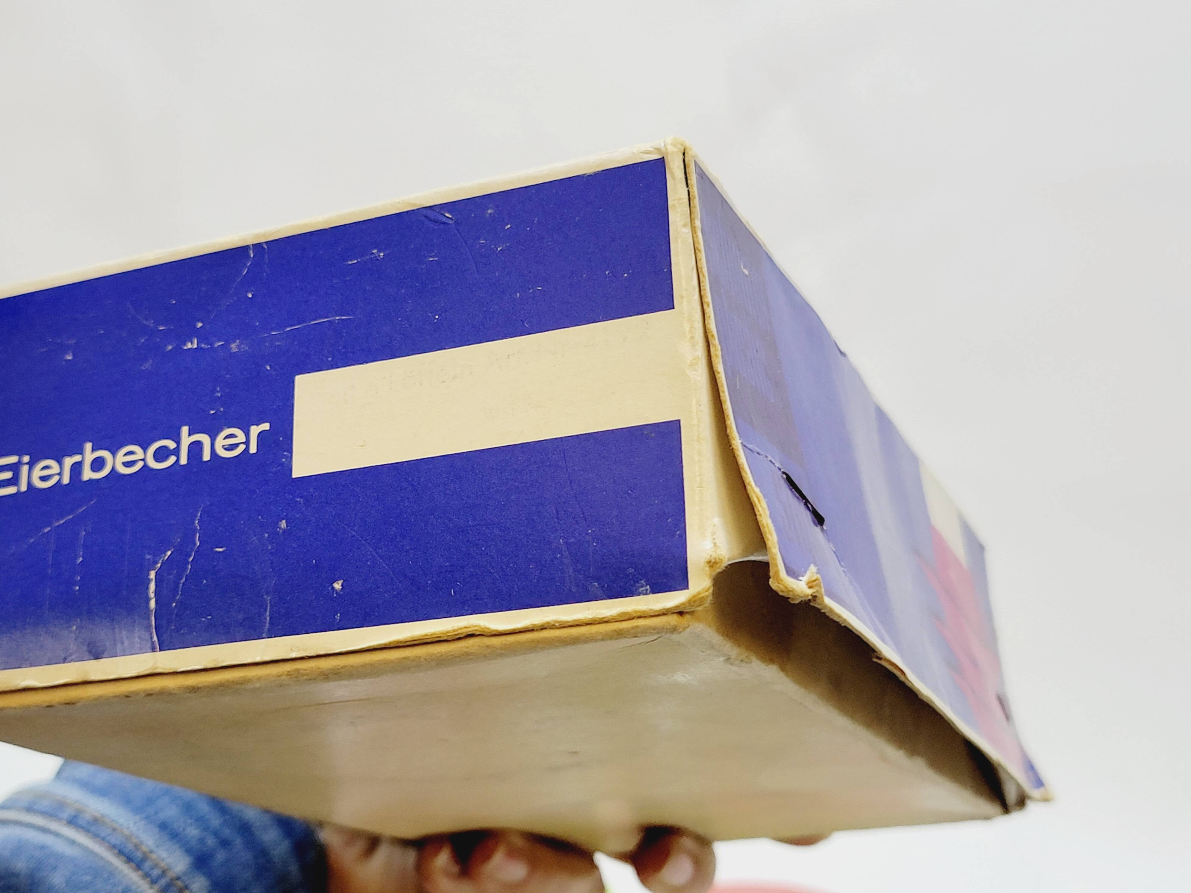 6 vintage plastic egg cups 1960s Schumm Plastic Style new in box