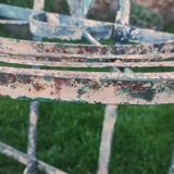 Half-moon florist plant holder