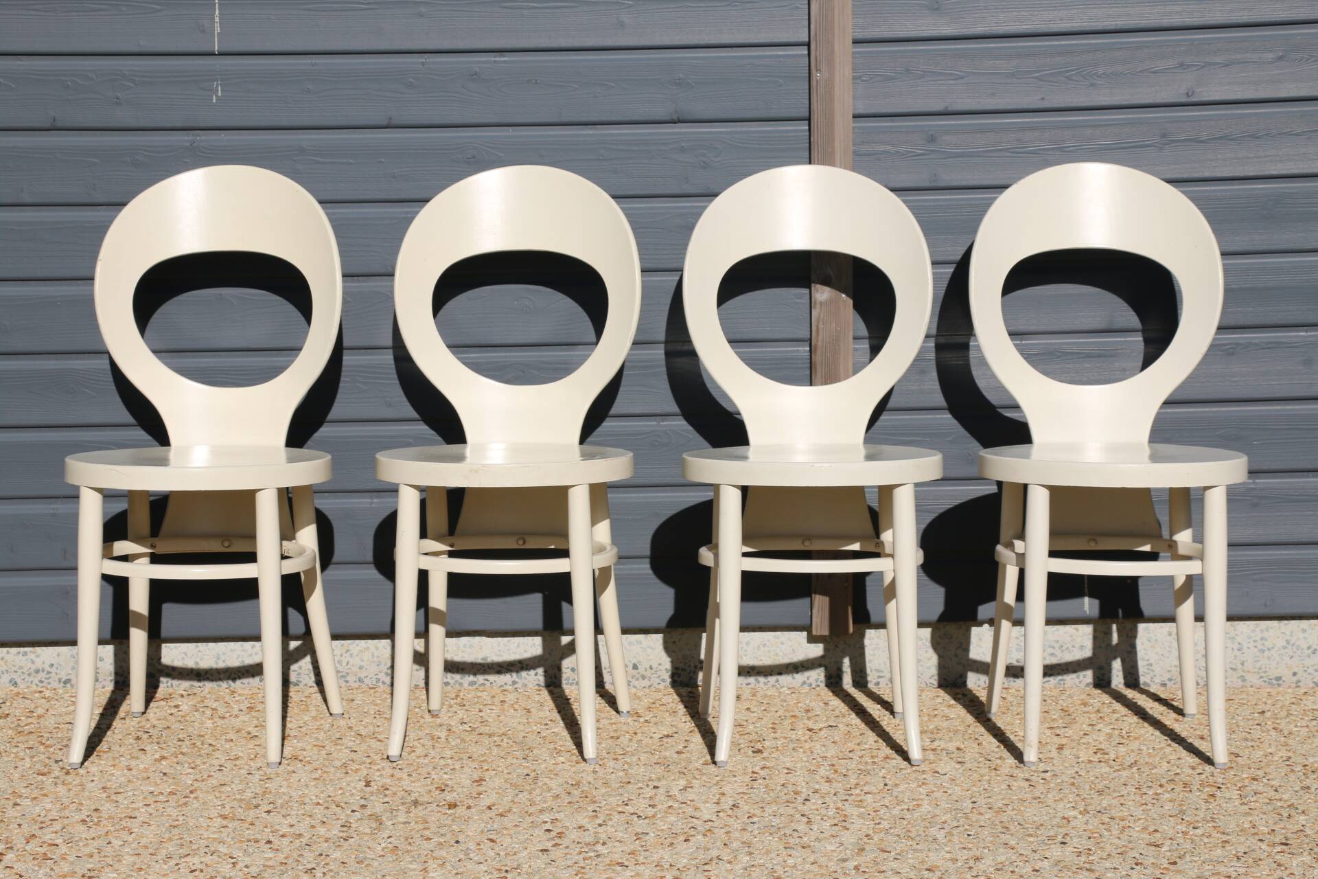 4 BAUMANN white seagull chairs