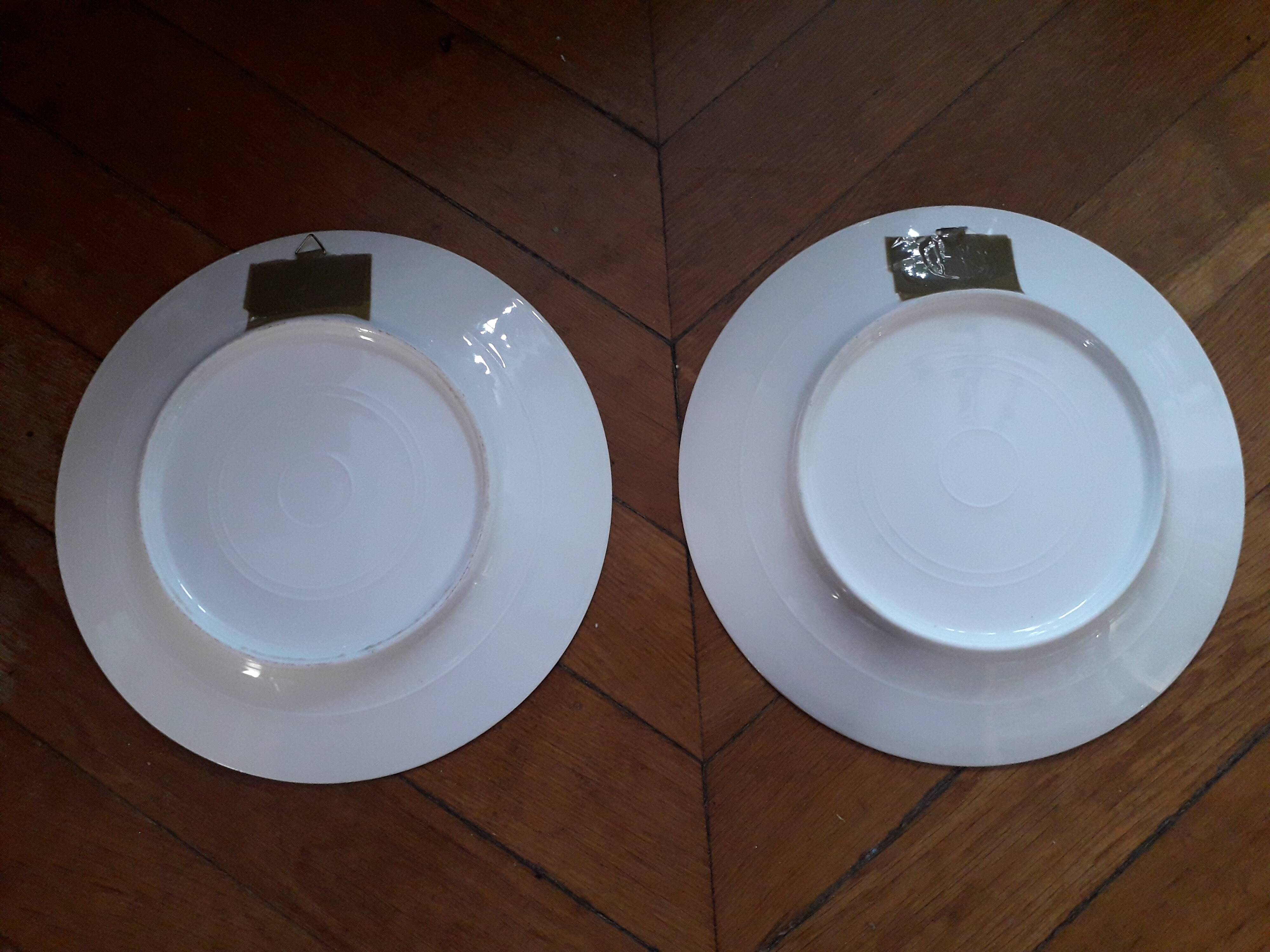 2 assiettes vintage signées avec un décor de mer