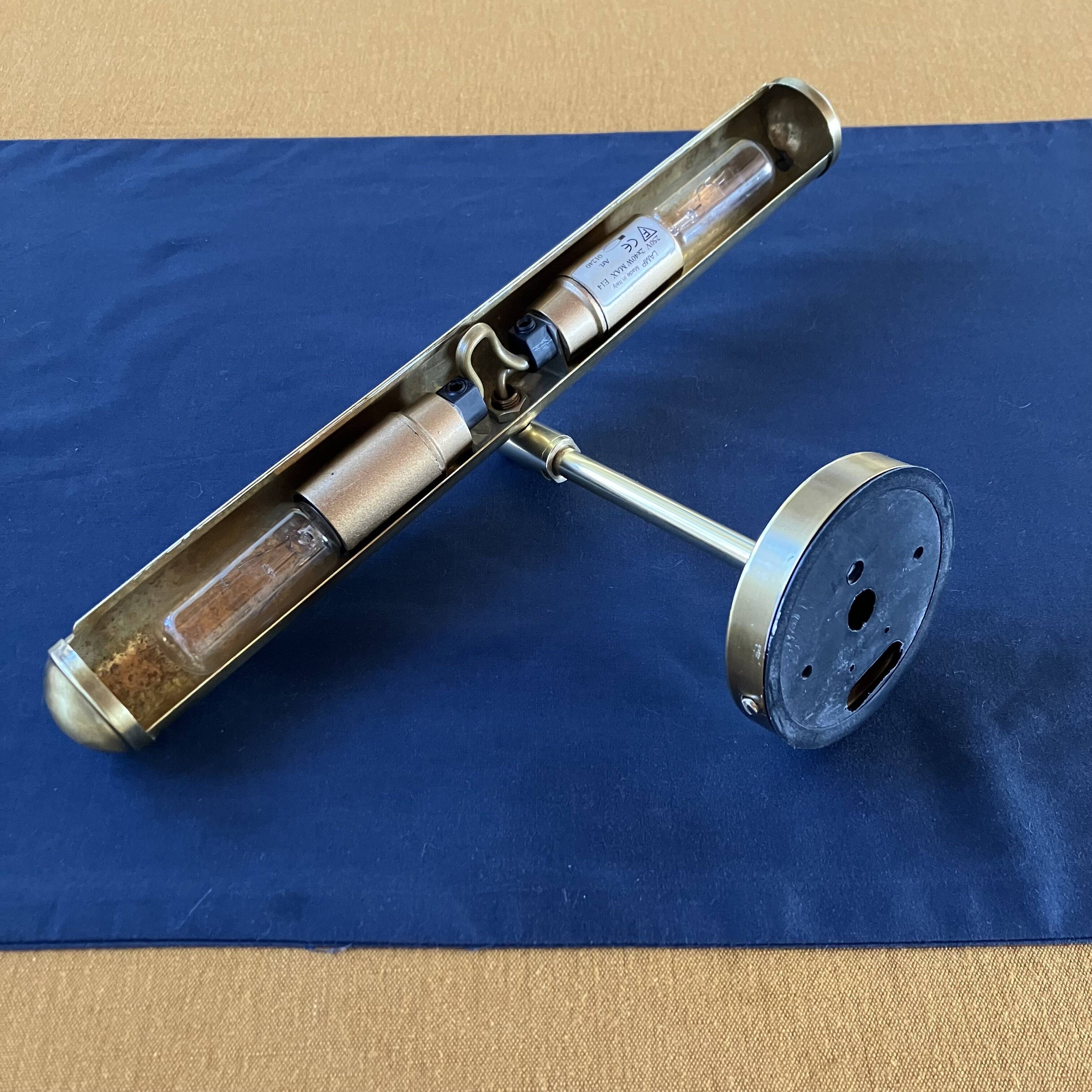 Brass picture wall light