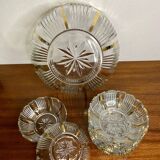 Salad bowl and its golden cups