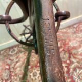 Coat rack / parrot signed thonet