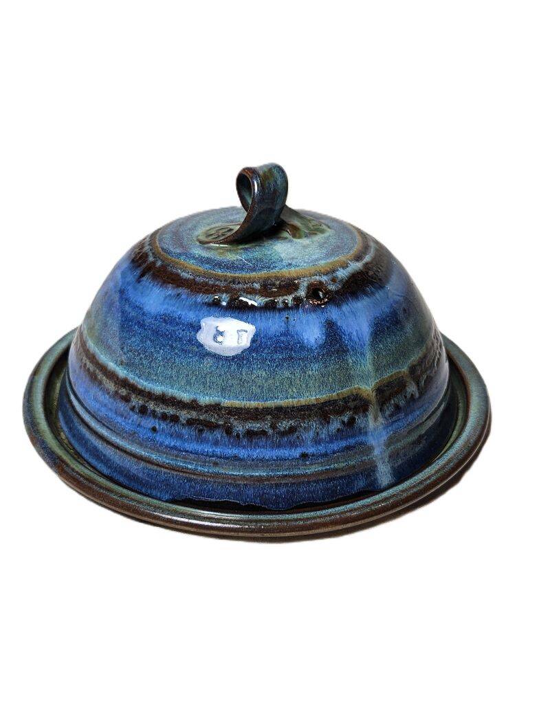 Glaze-glazed terracotta cheese dome signed kreuz