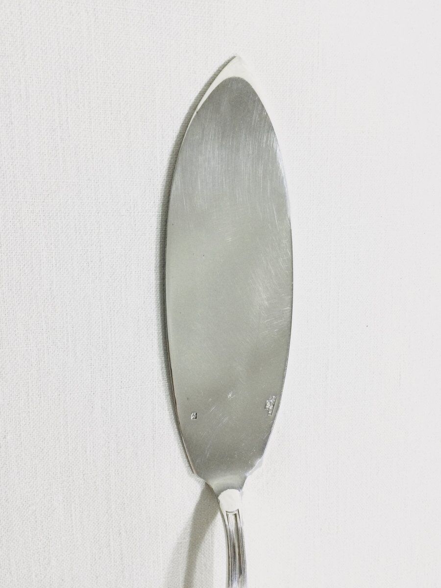 Christofle Berain pattern fish serving cutlery