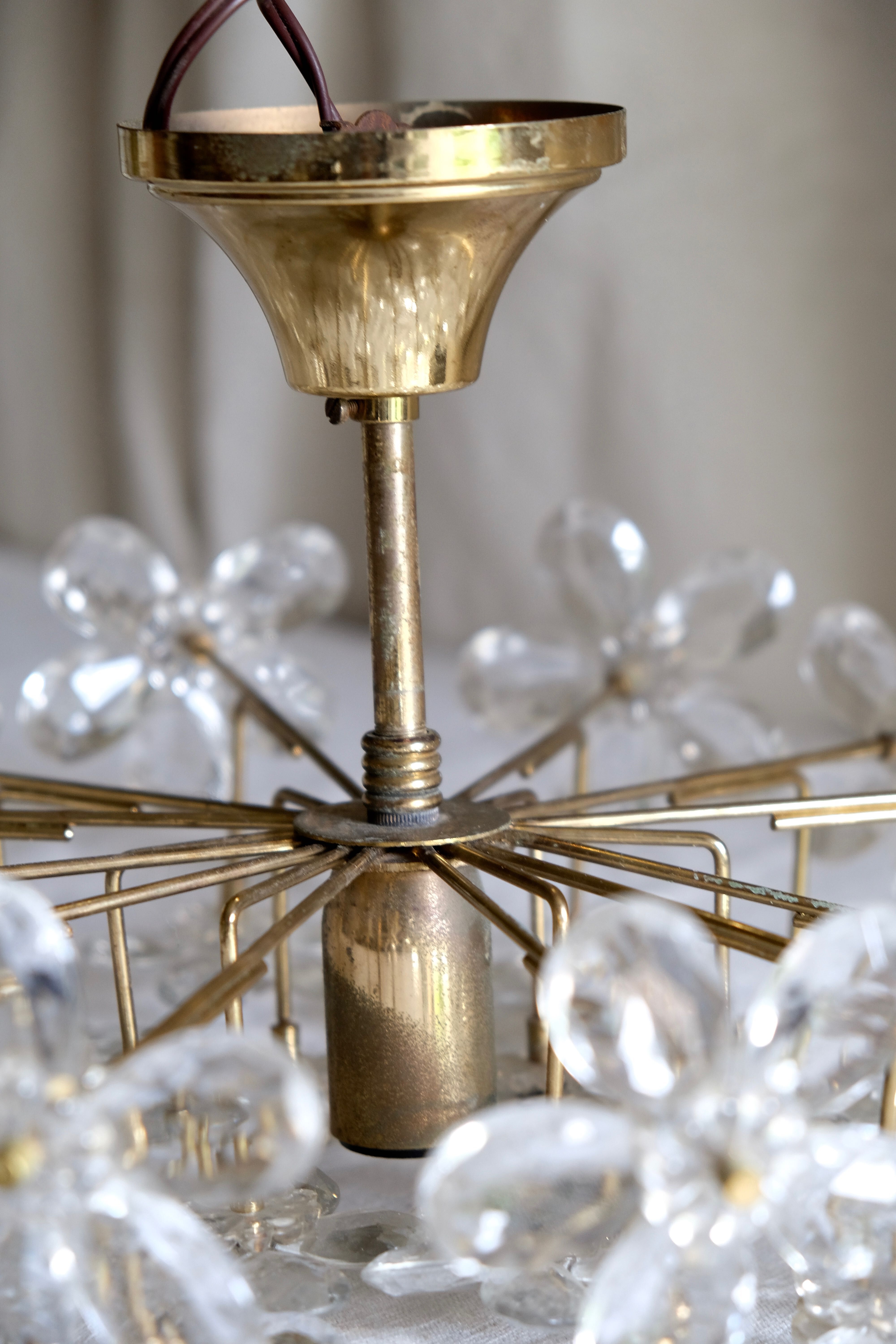 Ceiling flowers in murano glass and brass