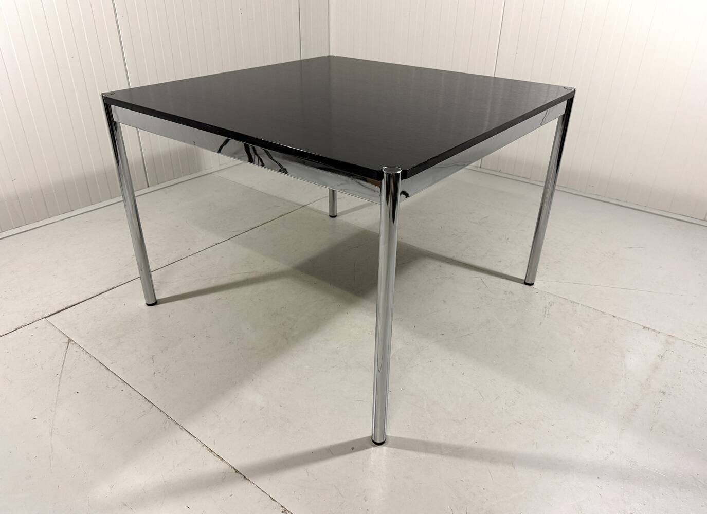 USM Haller dining table in black ash, Fritz Haller 1980’s