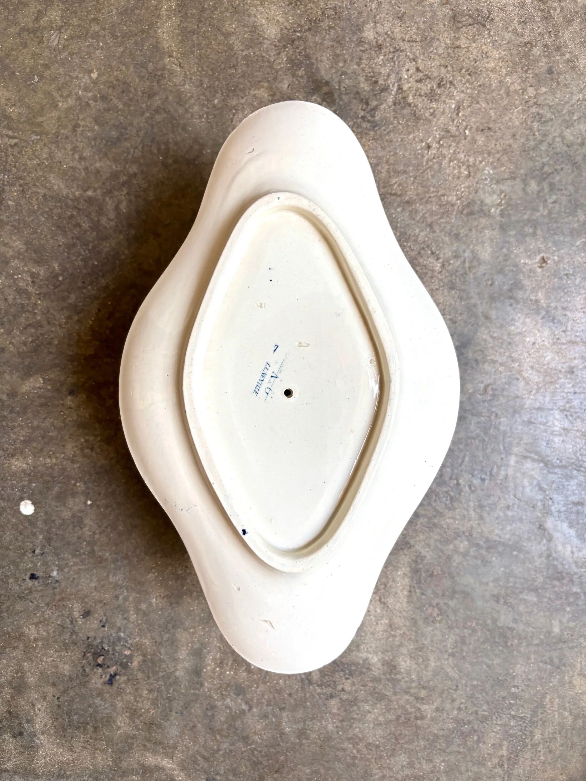 Lunéville sauce boat in blue ironstone, "Tulip" service.