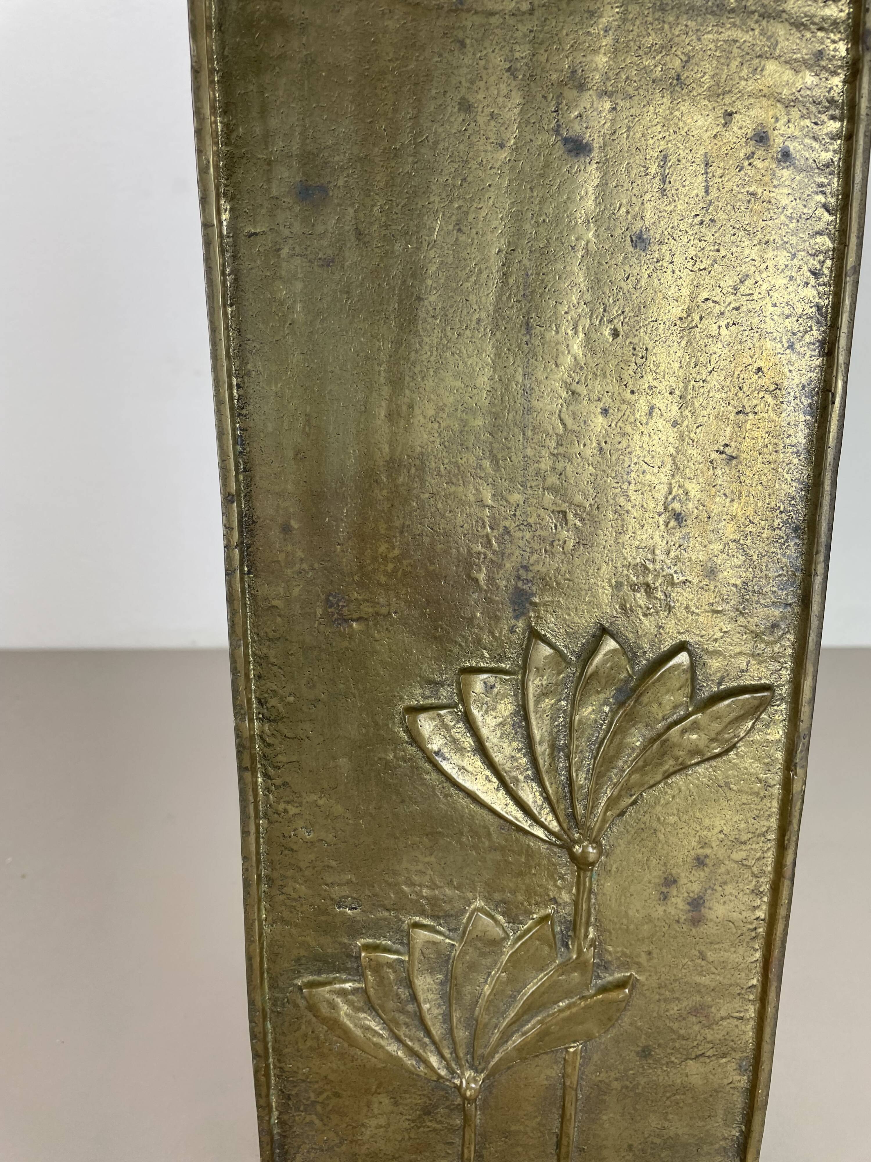 Hollywood Regency Solid 7.5kg Brass Brutalist Floral Umbrella Stand, Italy 1970s