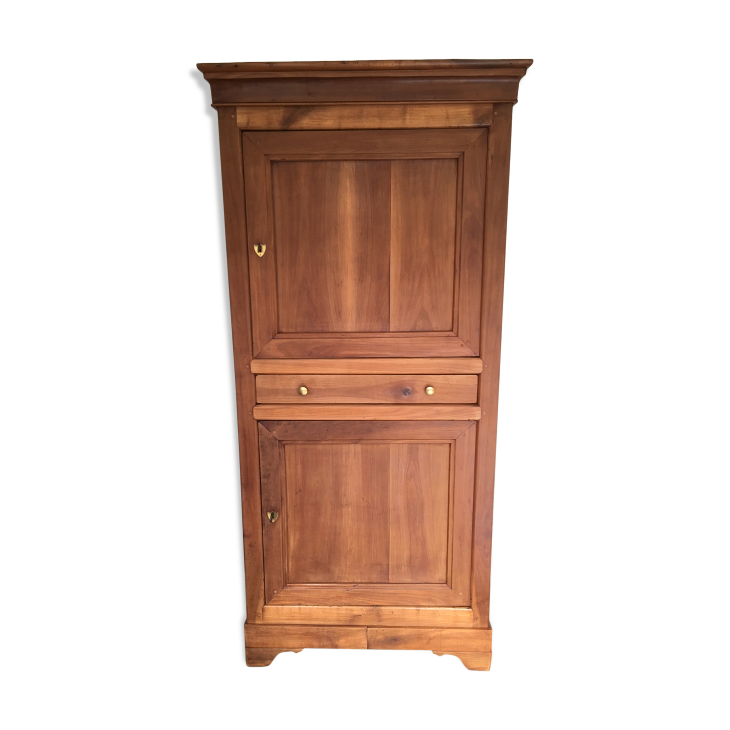 Standing man wardrobe