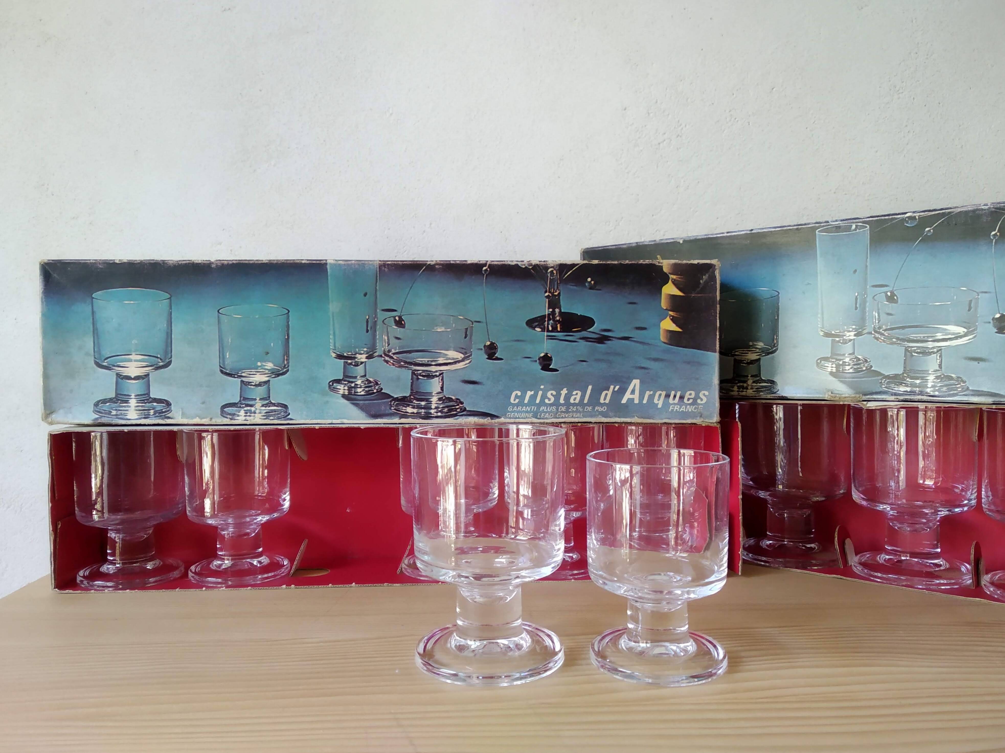 Vintage 70 crystal footed glass from Arques